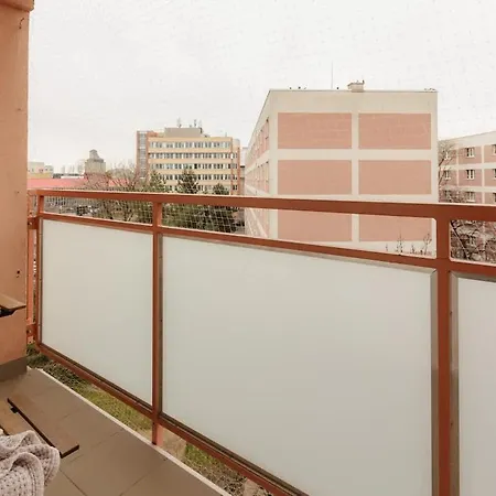 Fogadó Bnb Sunny Balcony Studio Bratislava *