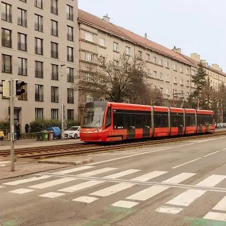 Bnb Sunny Balcony Studio Bratislava Pozsony