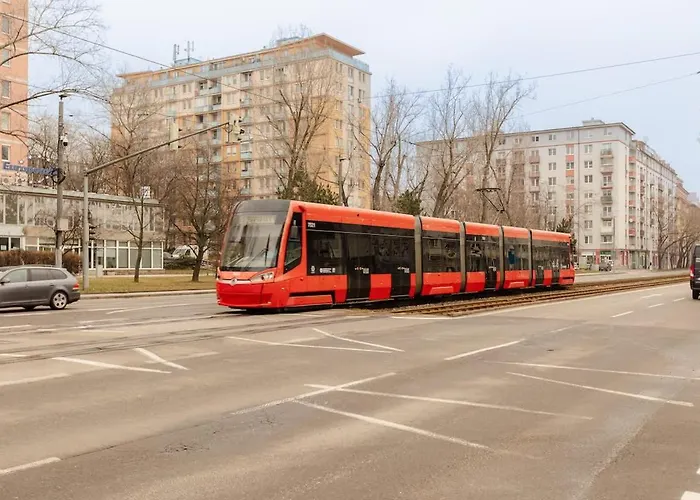Bnb Sunny Balcony Studio Bratislava Inn Bratislava