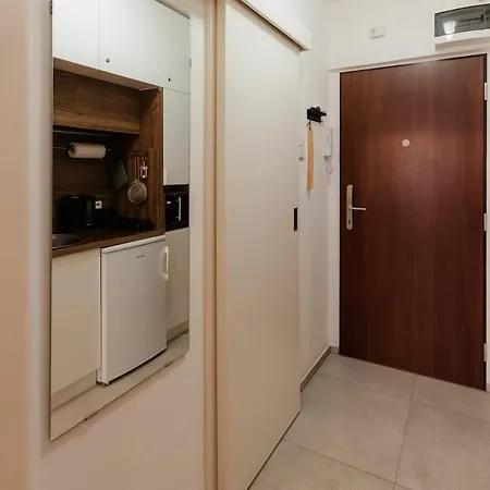 Sunny Balcony Apartment Pressburg